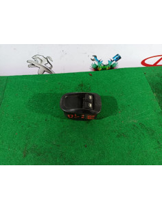 Mando elevalunas delantero izquierdo PEUGEOT 206 1.6 (109 cv) - Ref. 2331472