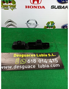 Mando elevalunas delantero derecho PEUGEOT 306 2.0 HDI 90 (90 cv) - Ref. 2267339 2