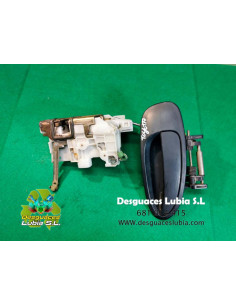Cerradura puerta delantera derecha TOYOTA AVENSIS (T22) 1.6 (101 cv) - Ref. 2257024