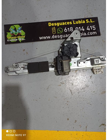 MANDO ELEVALUNAS TRASERO DERECHO 8200028068D