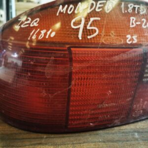 Piloto trasero izquierdo Ford Mondeo I Hatchback (Versión 1996) 1.6 16V (95 cv)