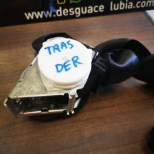 Cinturon seguridad trasero derecho Ford Focus Turnier II 1.4 Duratec 16V (80 cv)