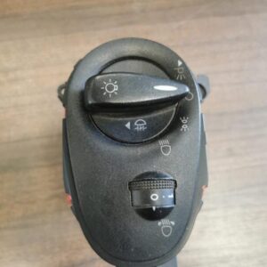 Mando luces Ford Focus Descapotable II 1.6 Duratec 16V (100 cv)