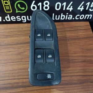 Mando elevalunas delantero izquierdo Renault Laguna II 1.9 dCi (120 cv)