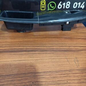 Mando elevalunas delantero derecho Peugeot 406 (8) 1.9 D (75 cv)
