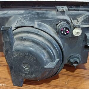 Faro derecho Audi 100 (4A,C4) 2.3 E (133 cv)