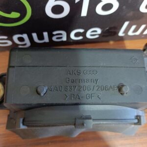 Maneta exterior delantera derecha Audi 100 (4A,C4) 2.3 E (133 cv)