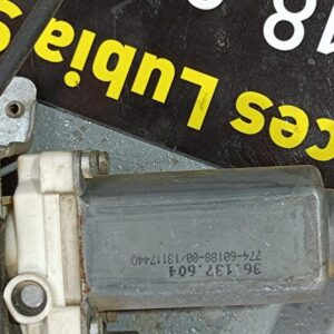 Elevalunas delantero derecho Citroen C2 (Fase II, 2008) 1.4 HDi 8V (68 cv)