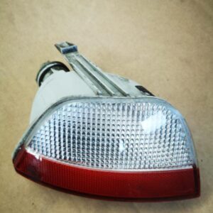 Piloto trasero derecho Ford Focus Descapotable II 2.0 TDCi (136 cv)