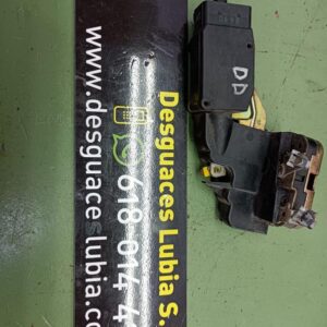Cerradura puerta delantera derecha Volvo V40 Combi (VW) 1.6 16V (105 cv)