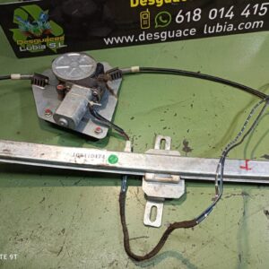 Elevalunas delantero derecho Mercedes Benz Vito / Mixto Furgón (W639) 111 CDI (109 cv)