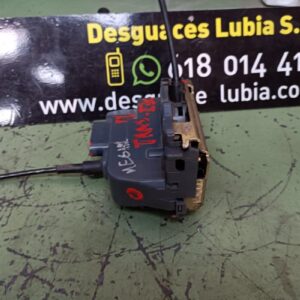 Cerradura puerta trasera izquierda Renault Megane I (BA) 1.9 dTi (98 cv)