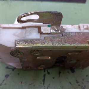 Cerradura puerta delantera derecha Ford Mondeo I Hatchback 1.6 i 16V (88 cv)