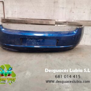 Paragolpe trasero Fiat Punto III 1.2 i (3 dr) (60 cv)