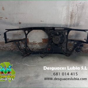 Panel frontal Audi A4 (B5) Versión 1999 1.6i (101 cv)