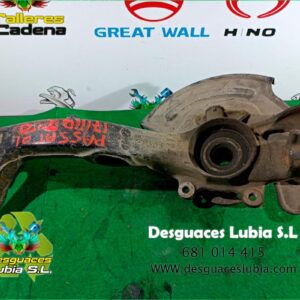 Mangueta delantera izquierda Volkswagen Passat (B3, B4) 1.6 (101 cv)