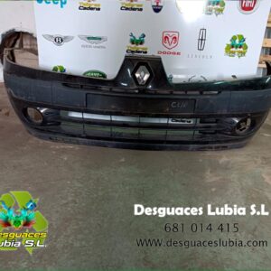 Paragolpe delantero Renault Clio III 1.1i 16V (101 cv)
