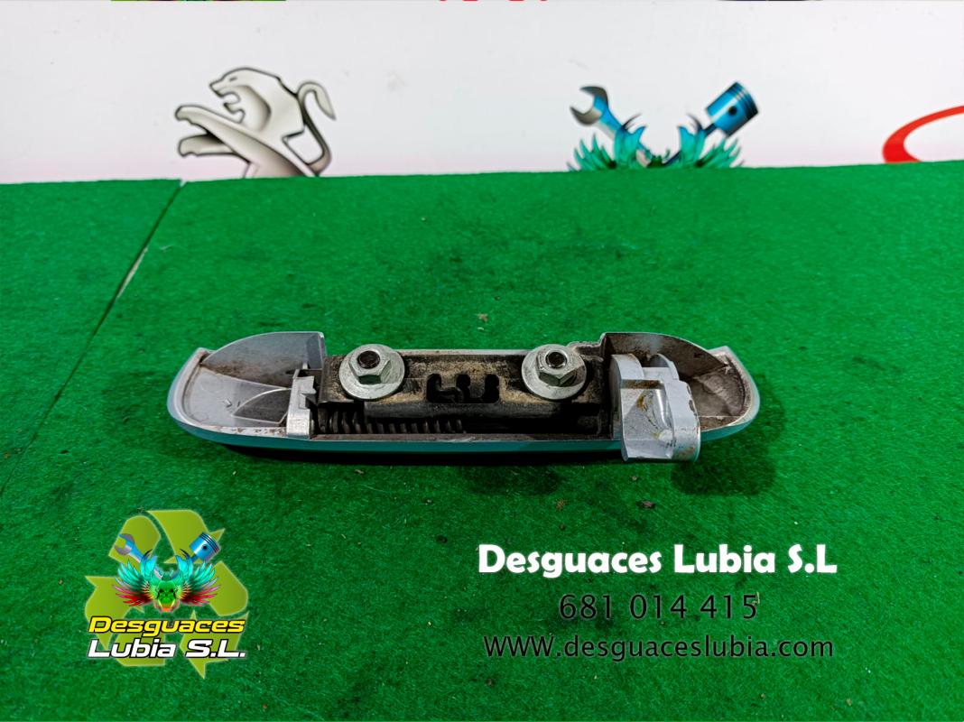 Maneta exterior trasera izquierda Mitsubishi Colt VI (Z30) 1.1 CZ1 (75 cv) - Imagen 2