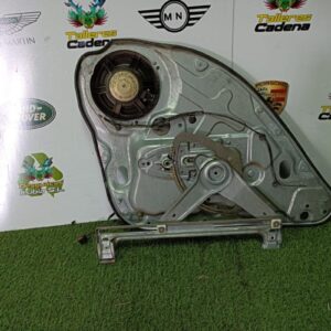 Elevalunas trasero derecho Ford FOCUS II 2.0 TDCi (110 cv)