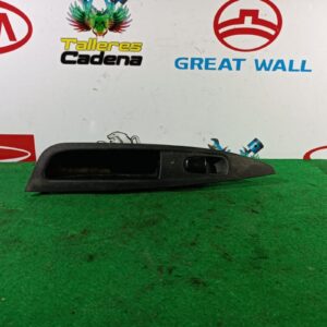 Mando elevalunas trasero derecho Nissan Qashqai II 1.6 DCI ALL MODE 4X4-i (130 CV)