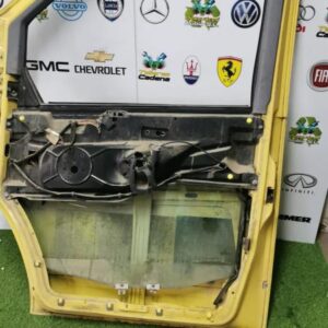 Puerta delantera izquierda Mercedes Benz 100 Furgón (631) 2.4D (75 cv)