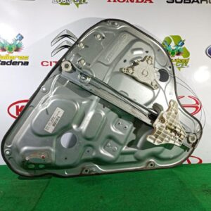 Elevalunas trasero derecho Hyundai i30 1.4 (109 cv)