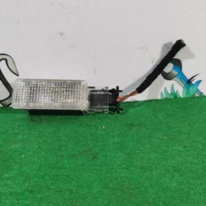 Luz interior Volkswagen Touareg I (7L) 2.5 R5 TDI (174 cv)