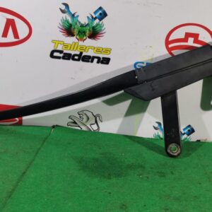Brazo limpia delantero derecho Volkswagen Touareg I (7L) 2.5 R5 TDI (174 cv)