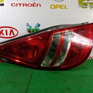 Piloto trasero izquierdo Hyundai i30 1.4 (109 cv)