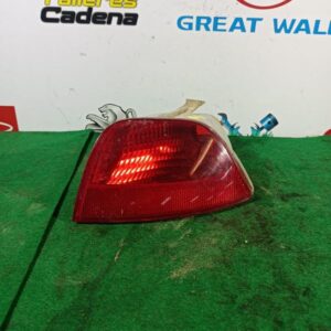 Faro antiniebla trasero izquierdo Ford Focus Hatchback I 1.6 16V (100 cv)