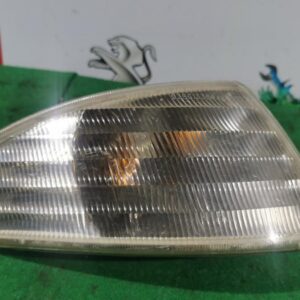 Piloto delantero izquierdo Ford Mondeo I Hatchback 1.6 i 16V (88 cv)