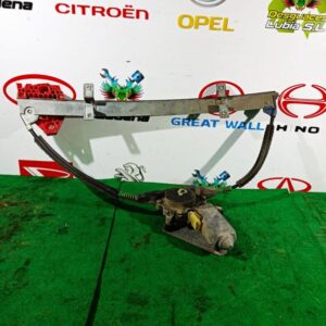 Elevalunas delantero derecho Ford Mondeo I Hatchback 1.6 i 16V (88 cv)