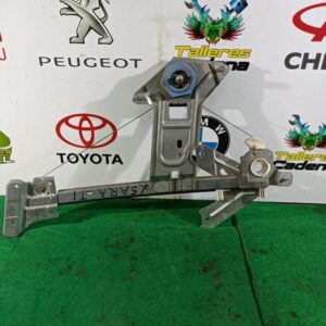 Elevalunas trasero izquierdo Citroen Xsara Picasso (N68) 1.6 HDI FAP (109 cv)