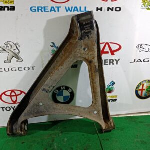 Brazo suspension inferior trasero derecho Volkswagen Touareg I (7L) 2.5 R5 TDI (174 cv)