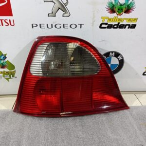 Piloto trasero izquierdo Rover 25 (RF) 1.4 i 16V (103 cv)
