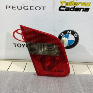 Piloto trasero izquierdo Mitsubishi Carisma 1.6 i 16V (103 cv)