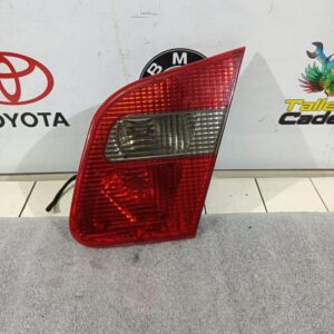 Piloto trasero derecho Mitsubishi Carisma 1.6 i 16V (103 cv)