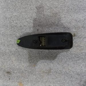 Mando elevalunas trasero izquierdo Mitsubishi Carisma 1.6 i 16V (103 cv)