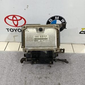 Centralita motor uce Audi A3 (8L) Versión 2000 1.9 TDI (90 cv)
