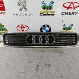Rejilla delantera Audi A4 (B5) 1.9 TDI (110 cv)