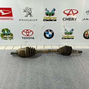 Transmisión delantera izquierda Nissan Micra (K11) 1.0 (60 cv)