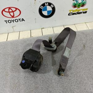 Cinturon seguridad trasero izquierdo Nissan Micra (K11) 1.0 (60 cv)
