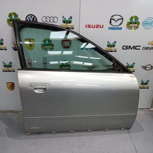 Puerta delantera derecha Audi A4 (B5) 1.9 TDI (110 cv)