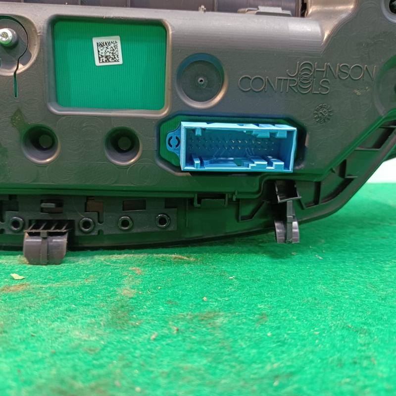 Cuadro de instrumentos Citroen C4 I Hatchback (Fase I, 2004) 1.4i 16V (88 cv) - Imagen 3