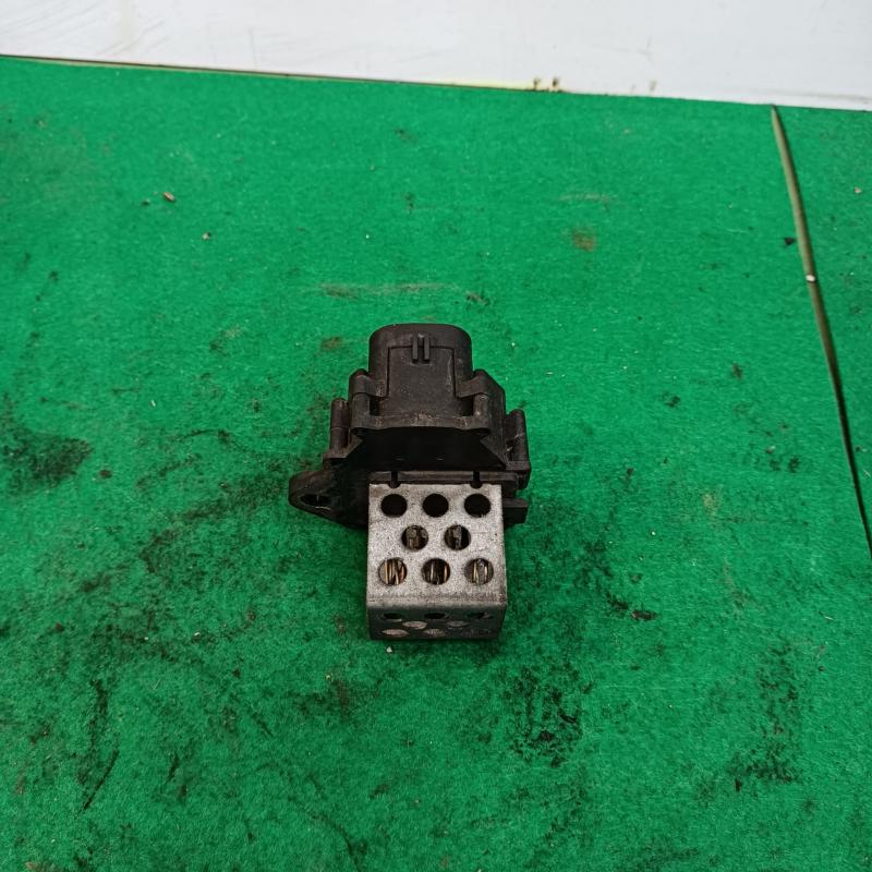 Resistencia calefacción Citroen C4 I Hatchback (Fase I, 2004) 1.4i 16V (88 cv) - Imagen 3