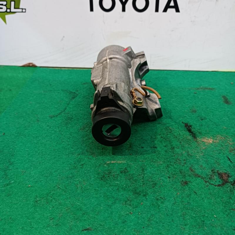 Conmutador de arranque Volkswagen Golf IV Variant (1J5) 1.4 16V (75 cv) - Imagen 2