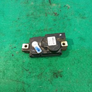 Motor cierre centralizado portón Hyundai Lantra 1.5 12V (88 cv)