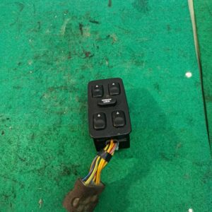 Mando elevalunas delantero izquierdo Hyundai Lantra 1.5 12V (88 cv)