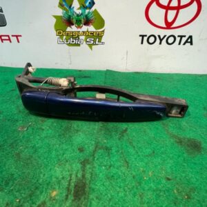 Maneta exterior delantera derecha Peugeot 307 2.0 HDI (90 cv)
