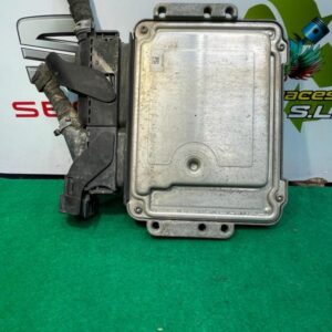 Centralita motor uce Opel Zafira B 1.9 CDTI (100 cv)